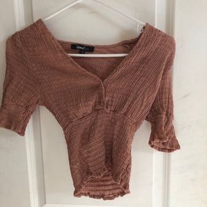 Super cute mauve colored blouse